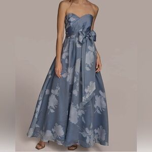 DONNA KARAN ORGANZA FLORAL STRAPLESS BALL GOWN
